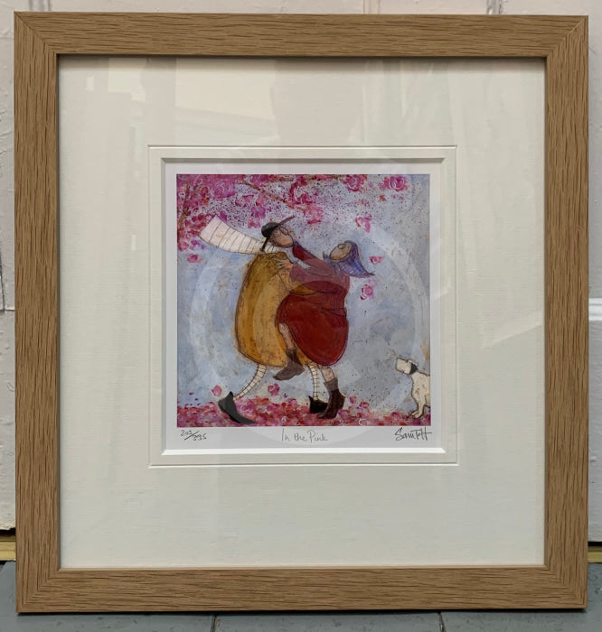 In The Pink LIMITED EDITION by Sam Toft Framed 281 Oak